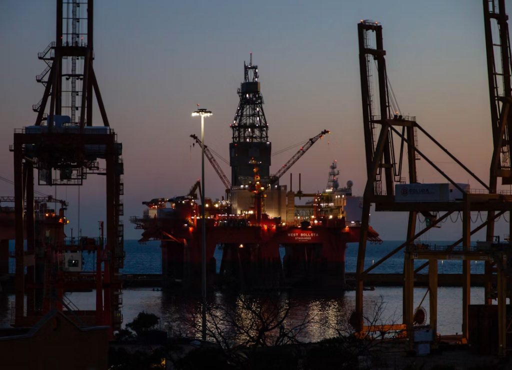 oil rig romance scam